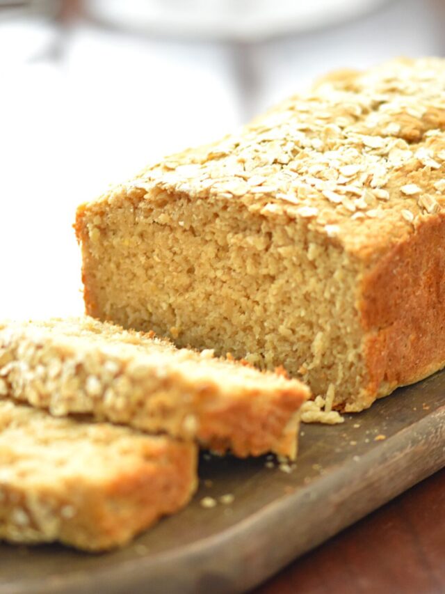 3 ingredients healthy oat bread without flour, oil sugar or eggs