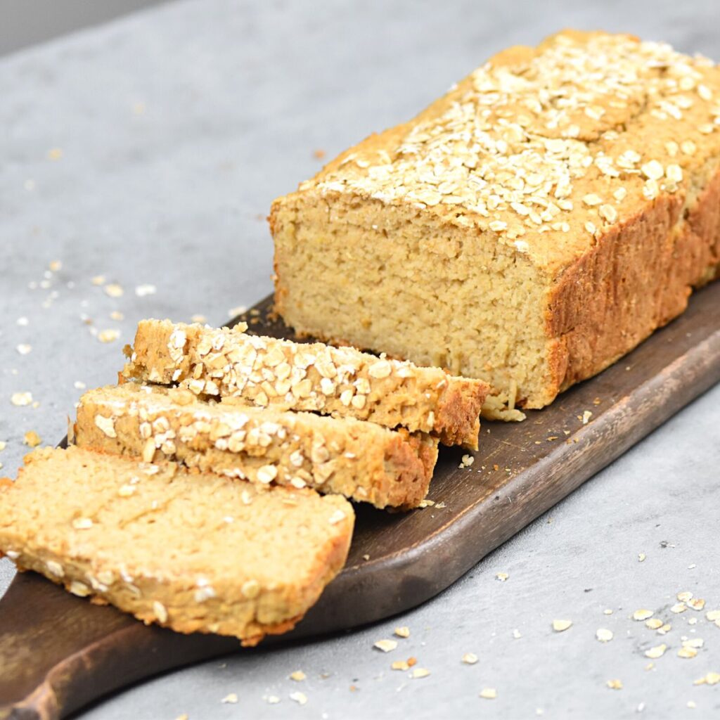  3 ingredients healthy oat bread without flour, oil sugar or eggs