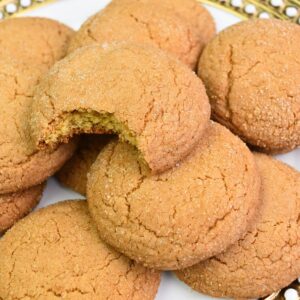 crispy brown butter crinkle cookies