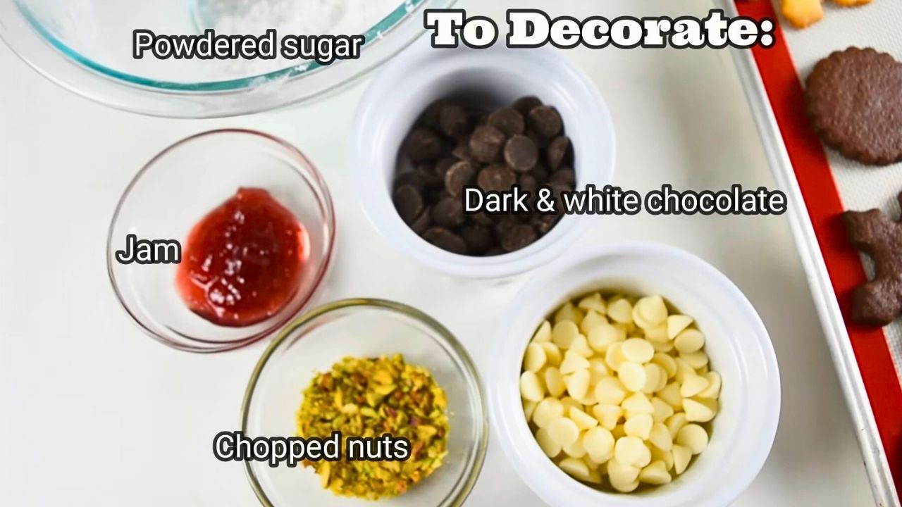 ingredients to decorate the cookies
