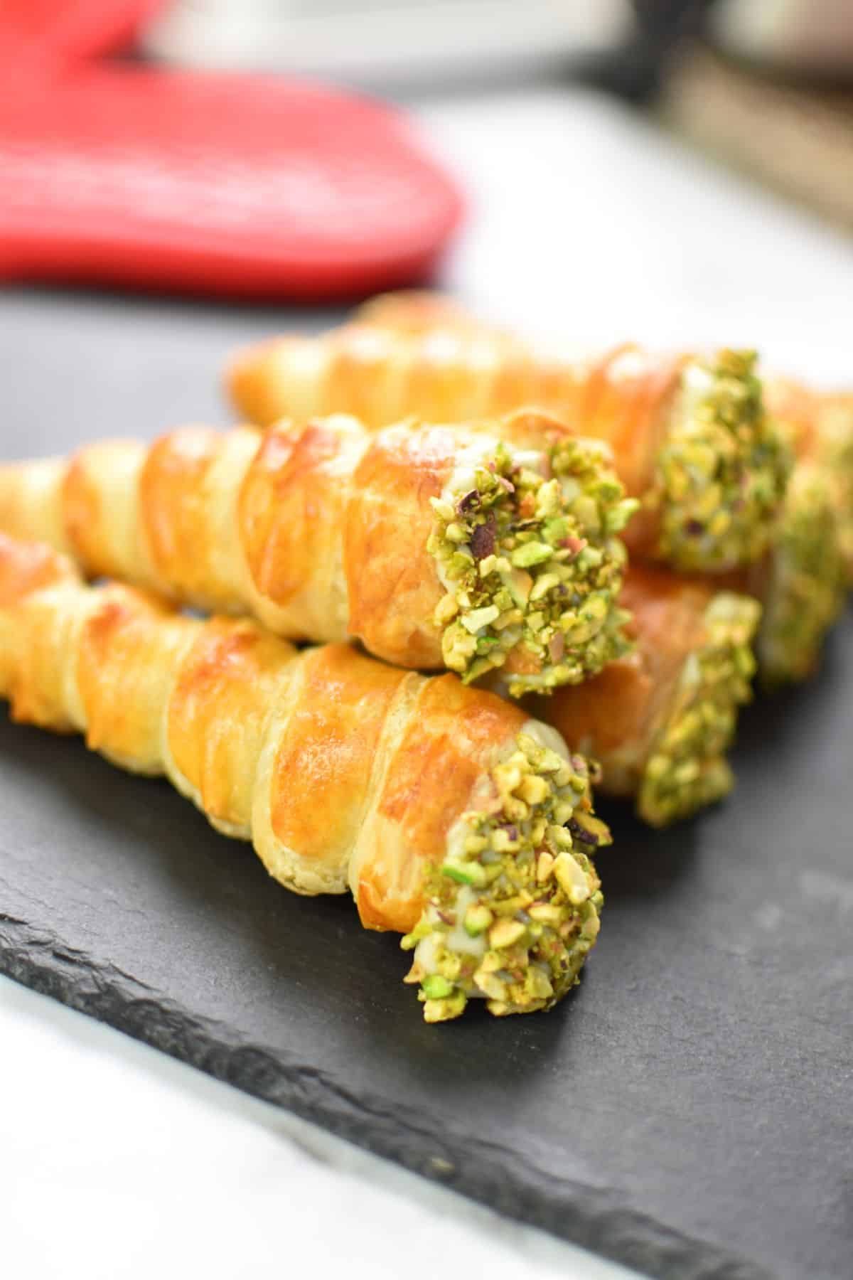 pistachio cream horns