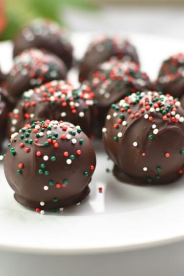 3 ingredients chocolate date truffles