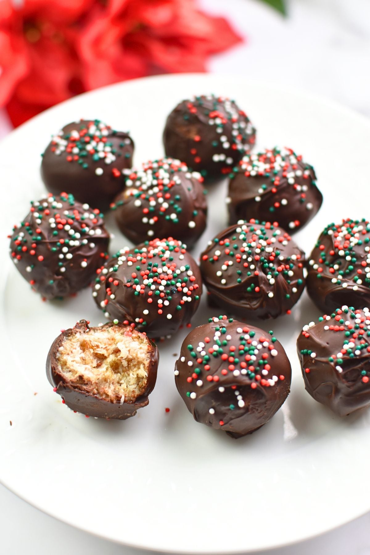 3 ingredients chocolate date truffles